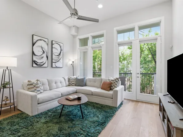 381 E Greenbriar Ln APT 1002, Dallas, TX 75203