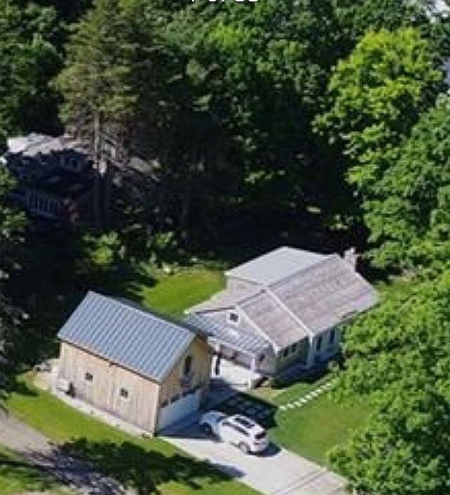 2nd image of 2 Bradley Rd