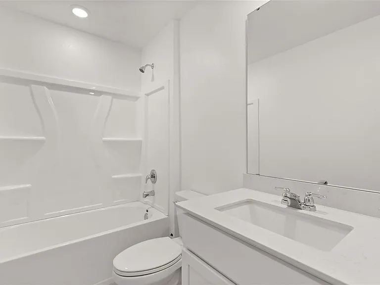 3362 Alexander Dr — Photo 21