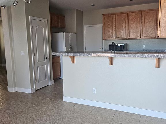 4th image of 5080 Piney Summit Ave