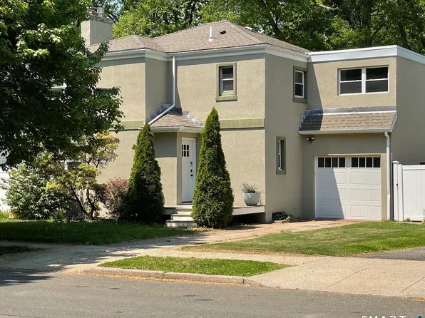 110 Lakeview Terrace, New Haven, CT 06515
