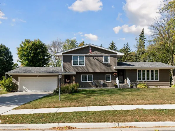 690 Lee Ave SE, Cokato, MN 55321