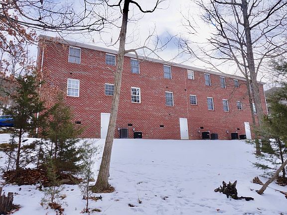 3rd image of 3664 Killy Ct
