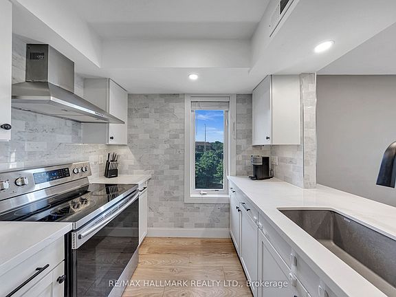 2nd image of 106 Petra Way #3