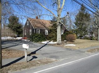 99 Andover St, Georgetown, MA 01833