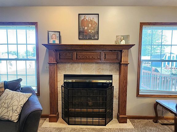 2nd image of 360 Southridge Dr