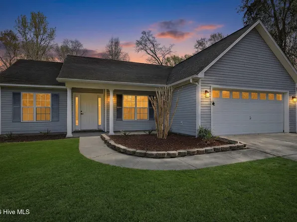 505 N Belvedere Dr, Hampstead, NC 28443