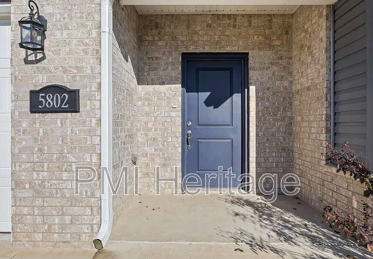 5802 SW Teppee Ave — Photo 2