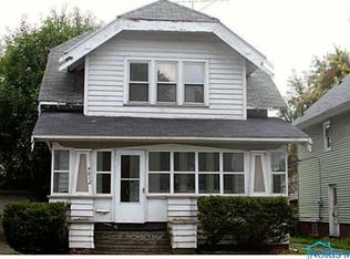 4012 Fairview Dr, Toledo, OH 43612