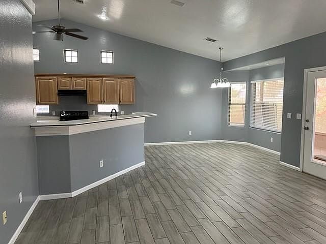 1st image of 1288 E Melrose Loop