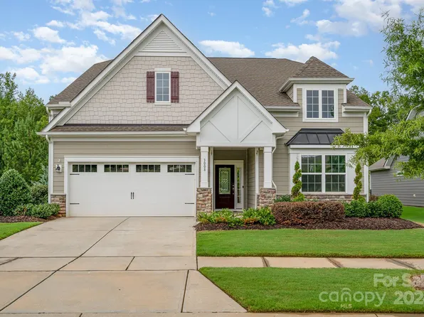 3008 Arches Bluff Cir, Lancaster, SC 29720