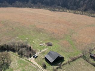 3498 Harris Ferry Rd, Irvine, KY 40336