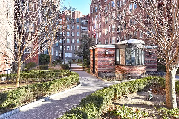 Sold by House-N-Key Realty | media 18