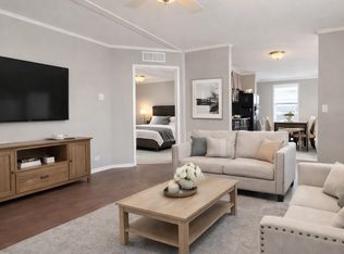 84 Spruce Dr, Hobart, IN 46342