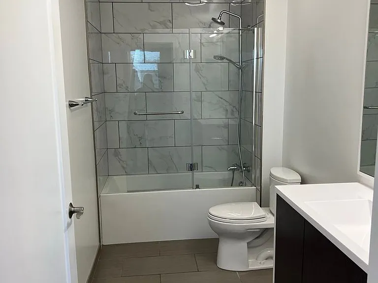 4400 Manchester Ave — Photo 58