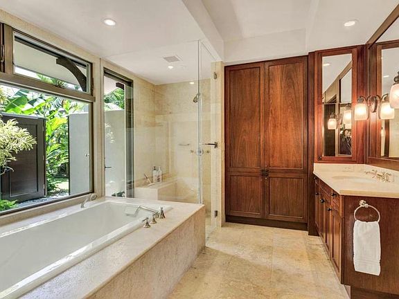 5th image of 72 Hainoa St
