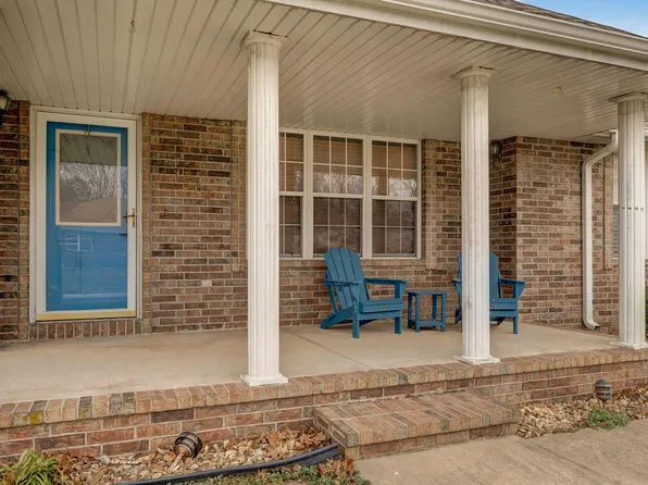 1302 E Primrose Lane, Republic, MO 65738