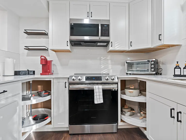 4124 Gregory Manor Cir SW — Photo 35