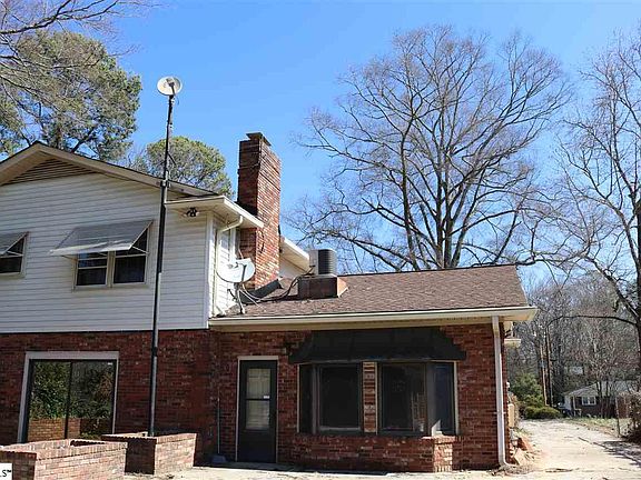 4th image of 510 Cherokee Dr