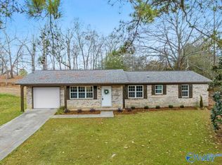 108 Auburn Ave, Albertville, AL 35951