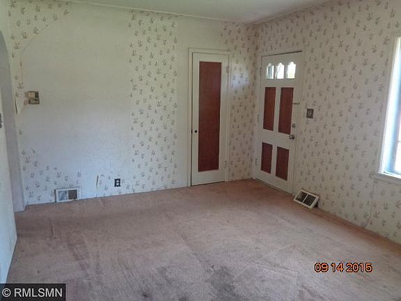3rd image of 817 Ashland Ave