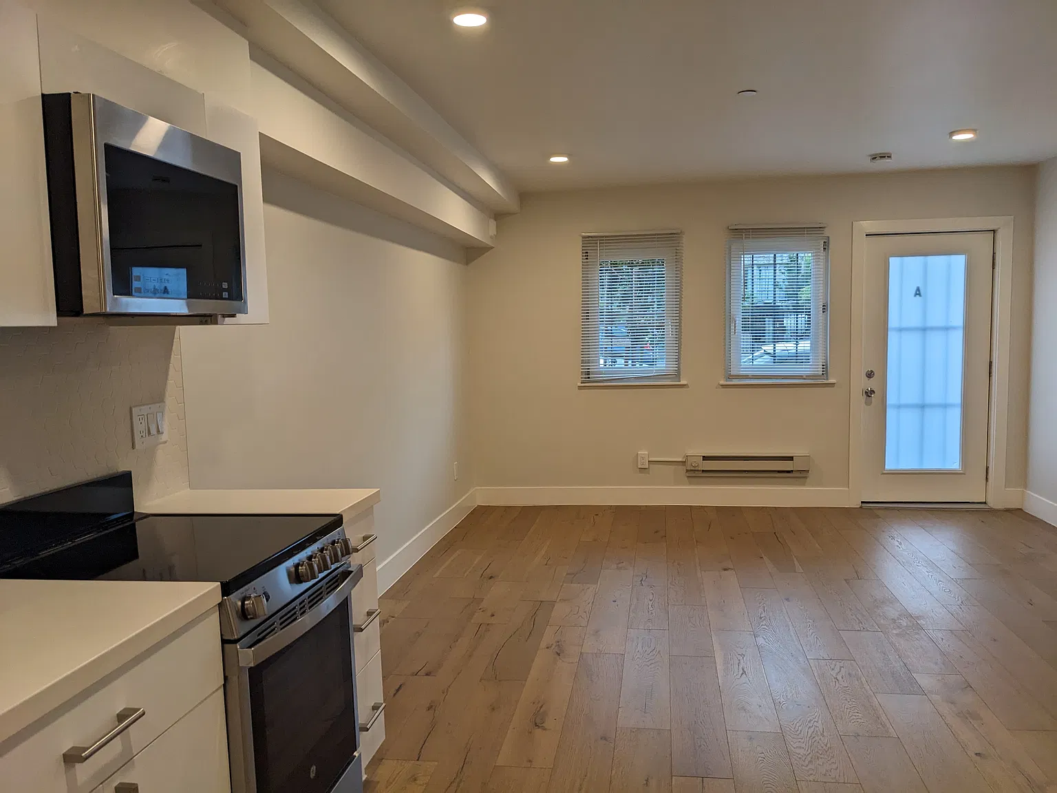 Studio, 336 sqft, $2,995 — Photo 2