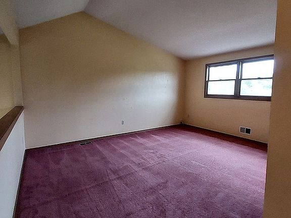 5th image of 4153 Valleycrest Ct
