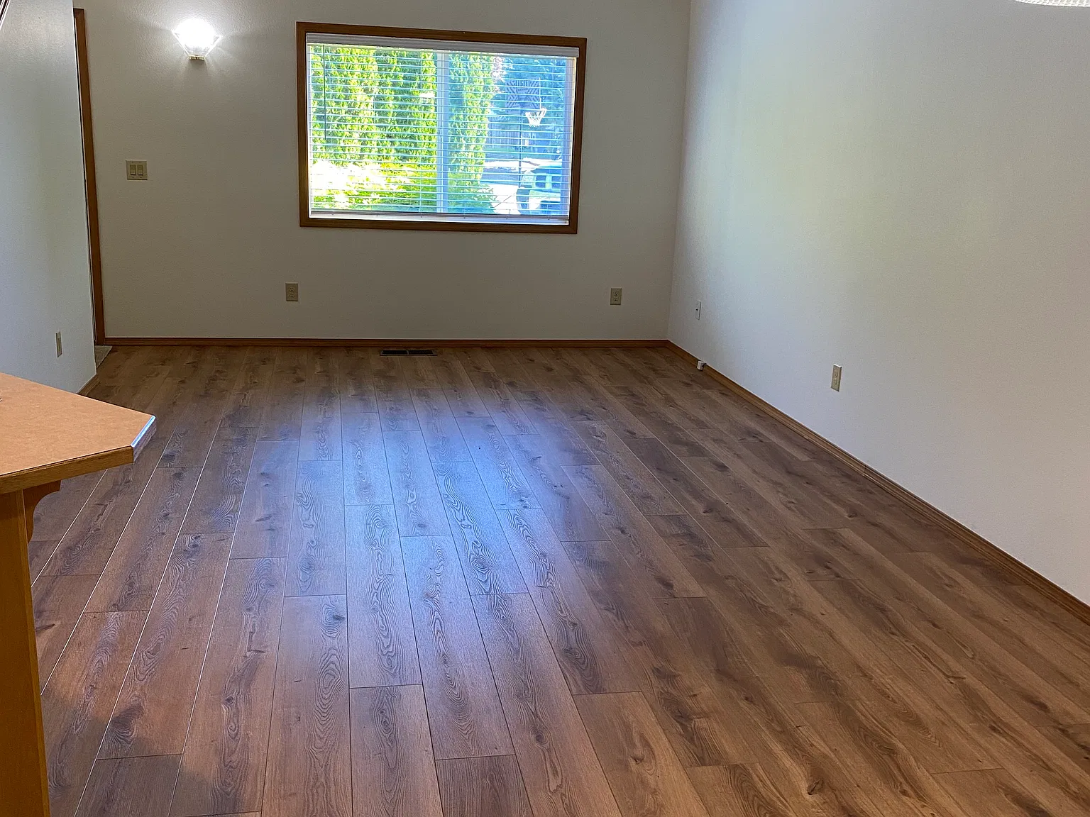 3 bed, 983 sqft, $2,150 — Photo 4