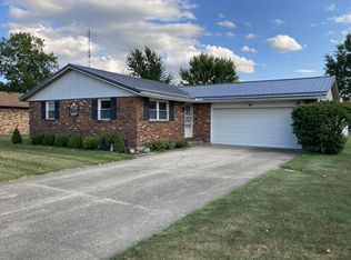 209 Sunset Dr, Mendon, OH 45862