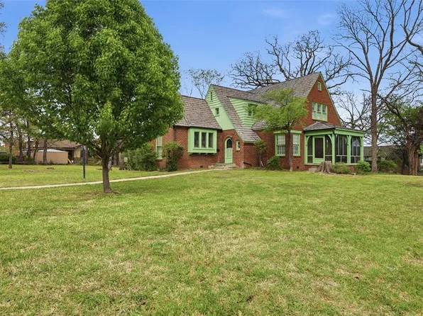 422 S Highland St, Ada, OK 74820