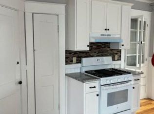 124 Alsace St, Manchester, NH 03102