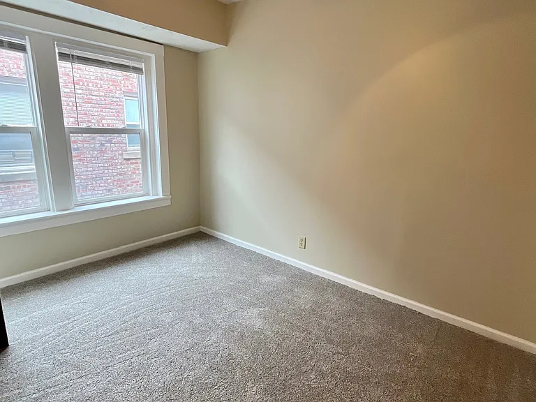 1008 S 2nd St #10 — Photo 10