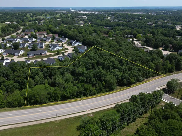 W Edgewood Dr, Jefferson City, MO 65109