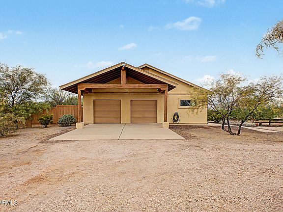 2nd image of 45812 W J-1 Ranch Road