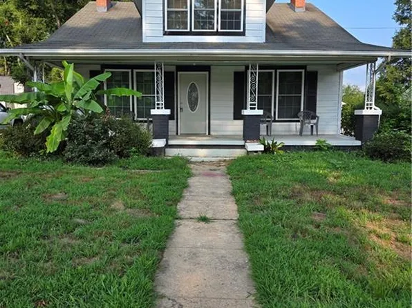 1212 Barnes St, Reidsville, NC 27320