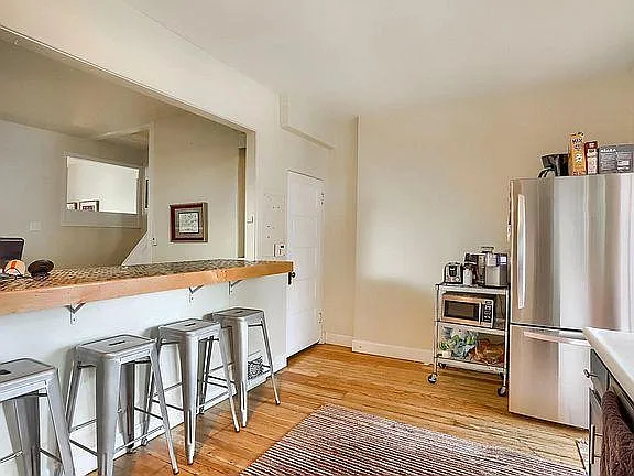 25 E 3rd Ave — Photo 6