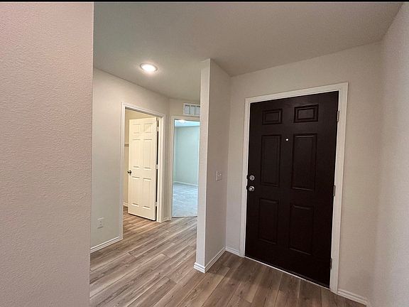 4th image of 4644 Benham Dr