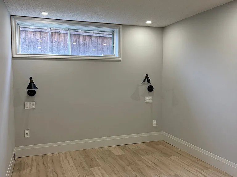 46 Dorengate Dr — Photo 13
