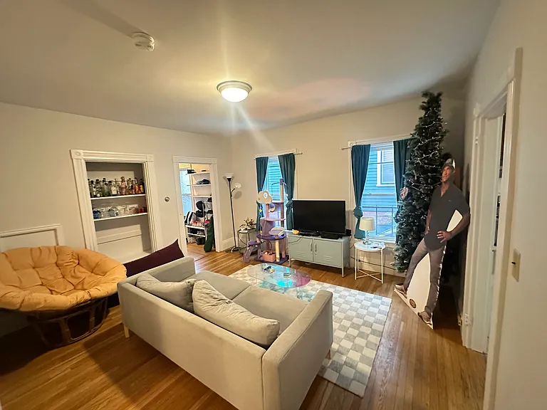 7 Arnold Ct #1 — Photo 3