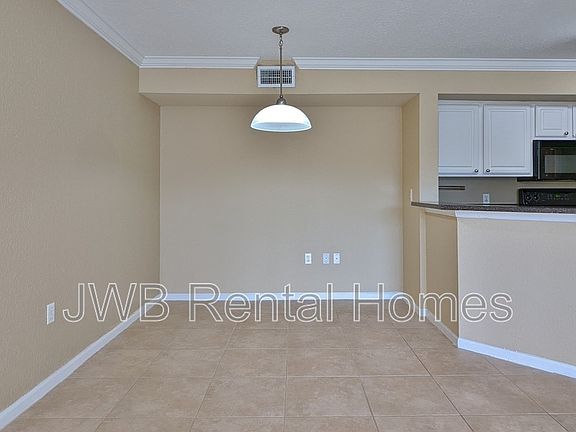 4th image of 425 Timberwalk Ct APT 1126