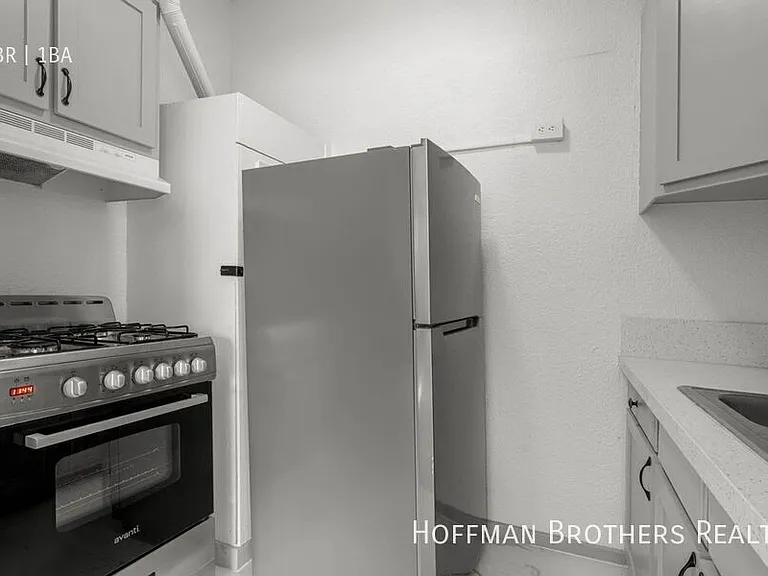 123 S Westmoreland Ave #10 — Photo 10