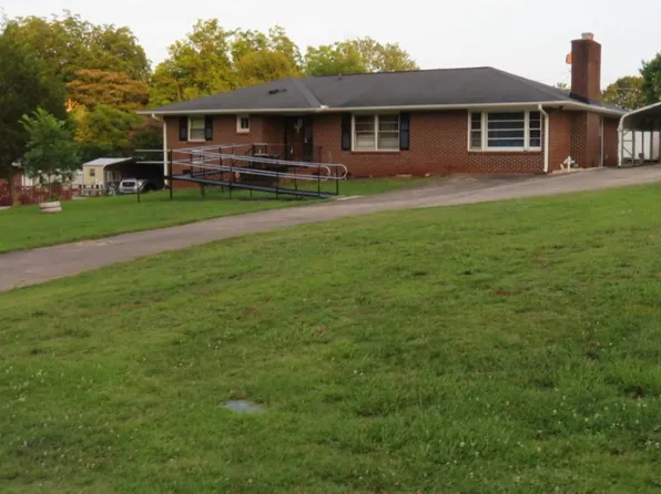 204 Lloyd Dr, Anderson, SC 29621