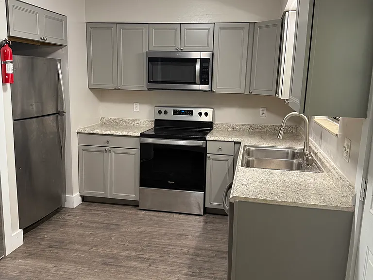 4605 Eastburn Dr — Photo 3
