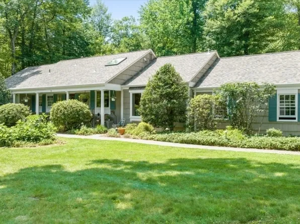 14 Big Spring Rd, Tewksbury Twp., NJ 07830