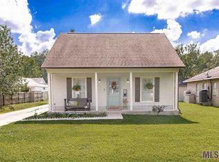 11185 Henson Dr, Greenwell Springs, LA 70739