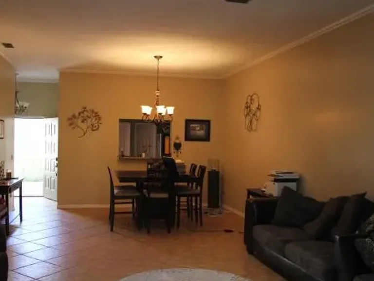 1908 SE Clatter Bridge Rd #1908 — Photo 4