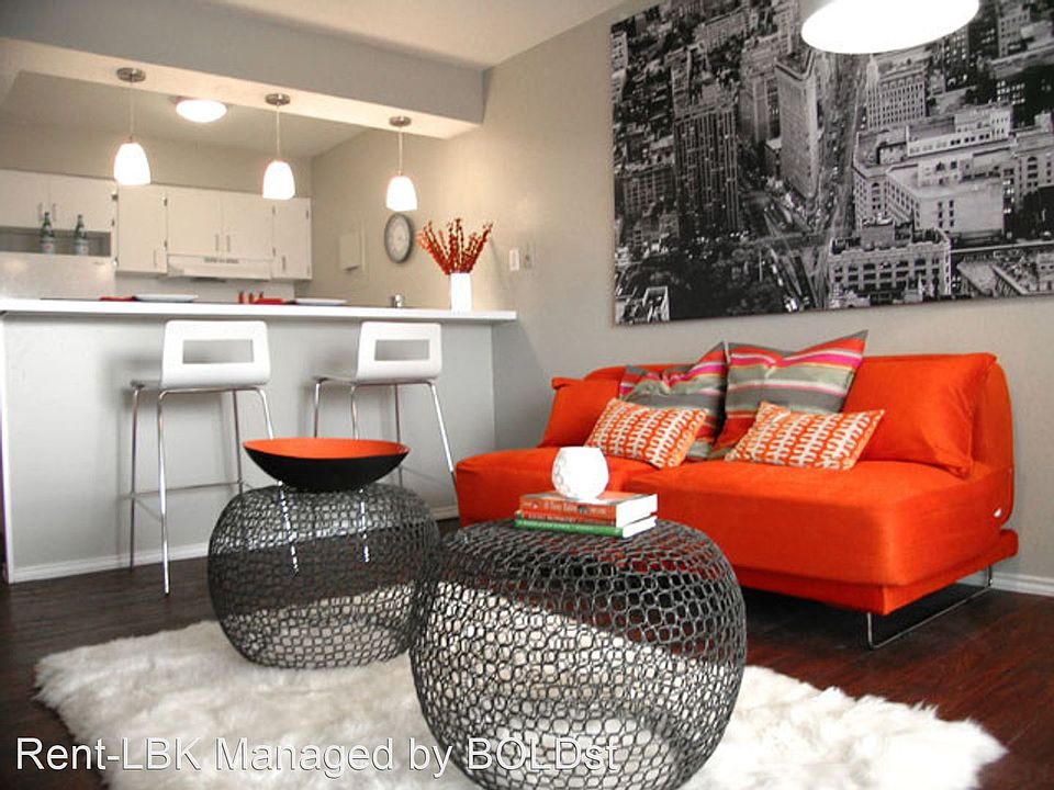 1st image of 2421 Quinton Ave #115