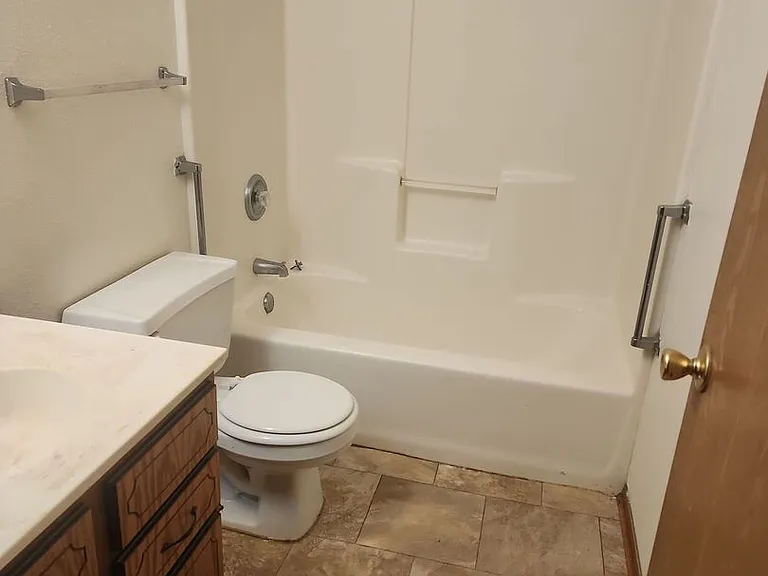 455 N Welco Dr #T3 — Photo 7