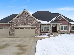 5124 Carls Ridge Dr, Charlotte, MI 48813