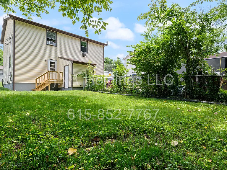 5505 Eulala Dr — Photo 2